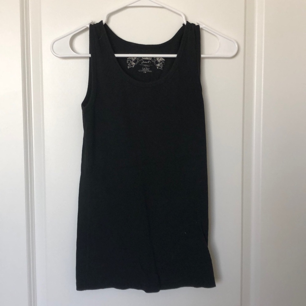 Black tank tops